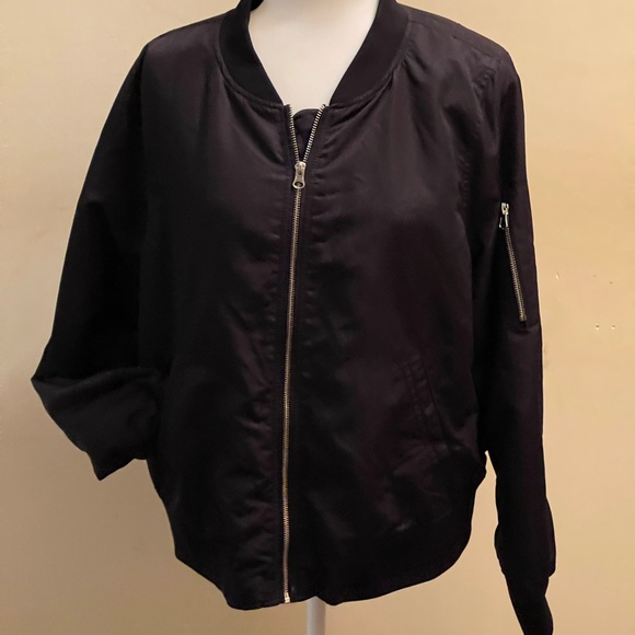Forever 21 Satin Black Bomber Jacket - Picture 4 of 6